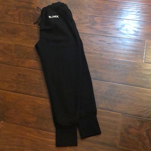 ☀️ BLONDE jogger set brunette the label comfy - Picture 5 of 9